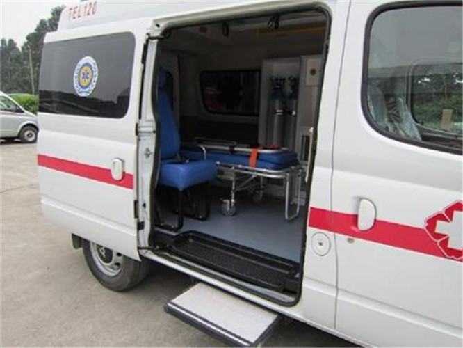 石碌镇救护车出租服务案例7